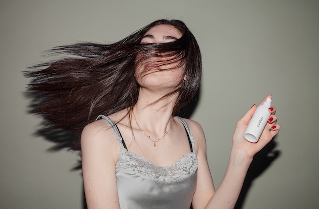 Choosing the Right Hair Conditioner: A Guide to Beautiful, Healthy Hair